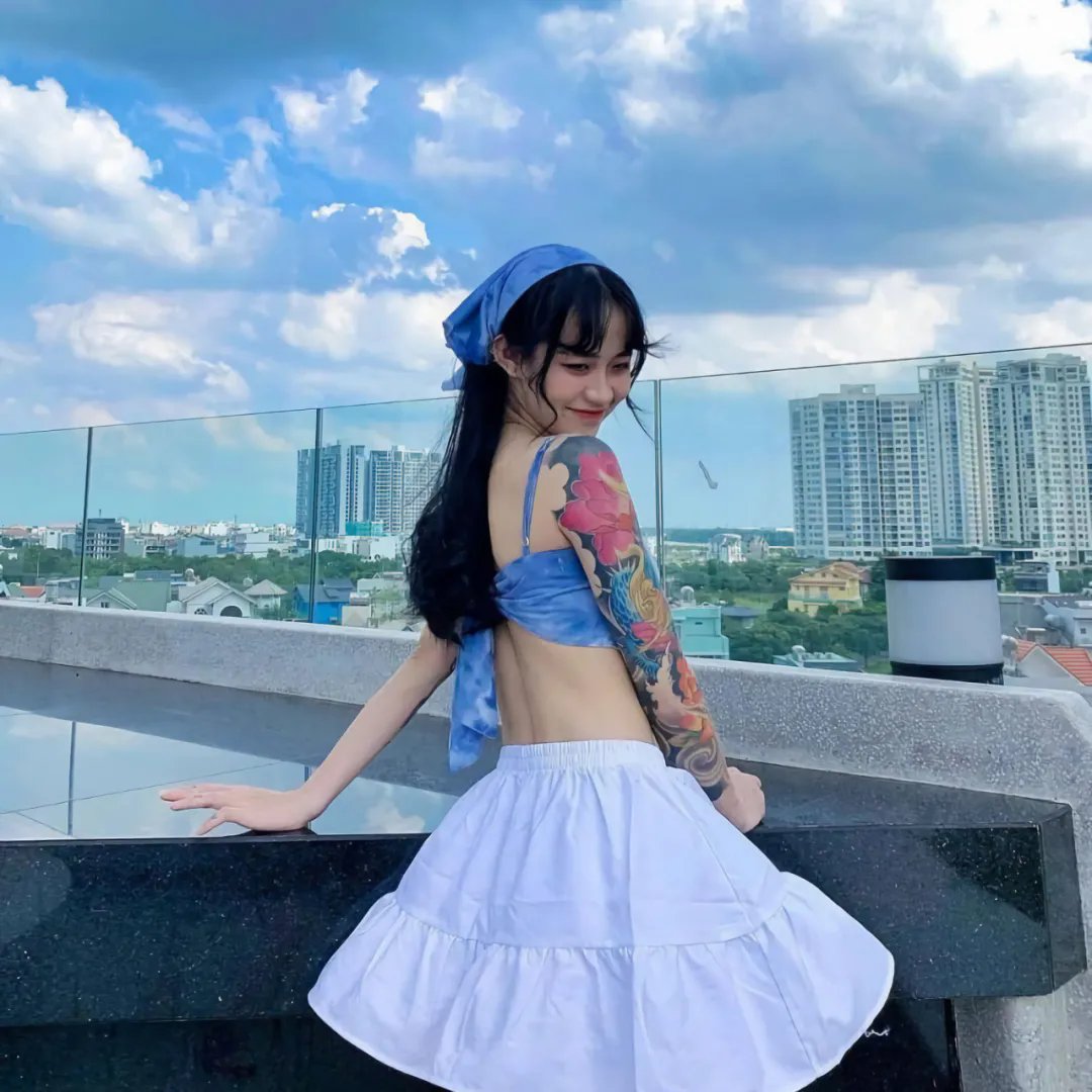 邱少云